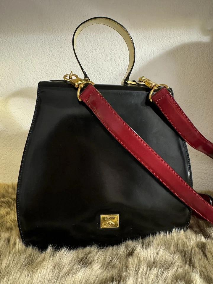 Vintage Moschino Redwall Bag #453062 Italy Extremely Rare 90's Crossbody - Image 2 of 4