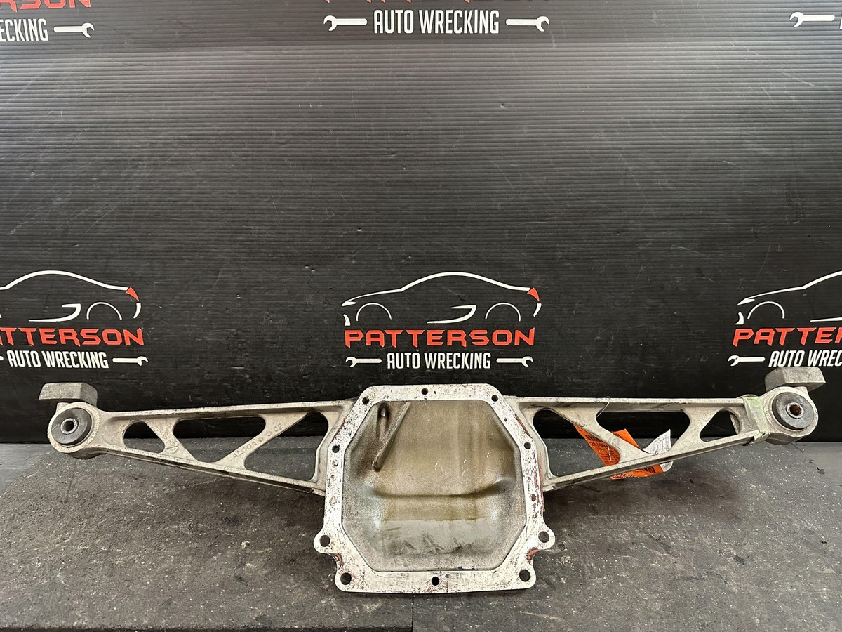 88-96 CHEVY CORVETTE REAR BATWING DIFFERENTIAL CARRIER COVER PLATE