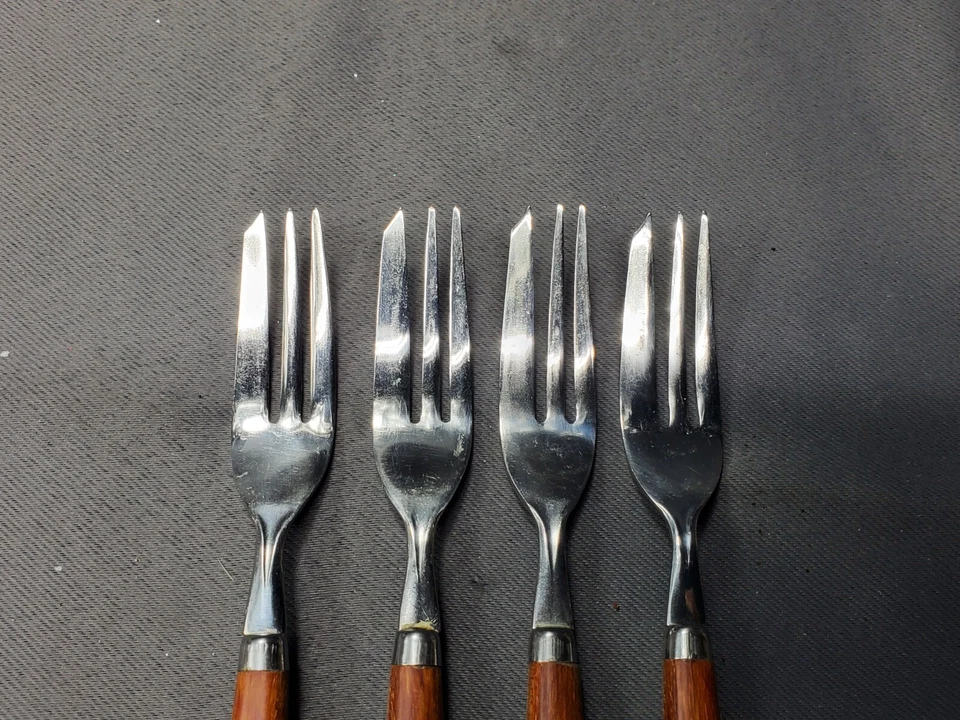 Set of 4 MCM Dutch Holland Stainless Pastry Fork Teak Wood Handle - Image 3 of 4