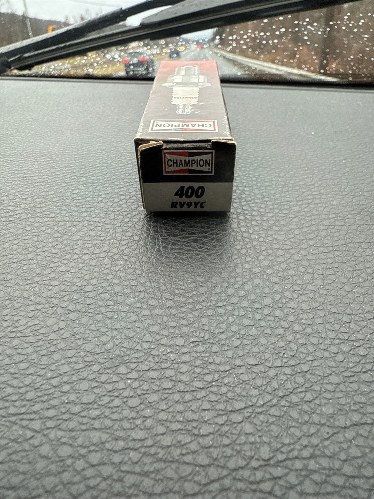 Champion Spark Plugs 13079 Copper Plus SE Spark Plug