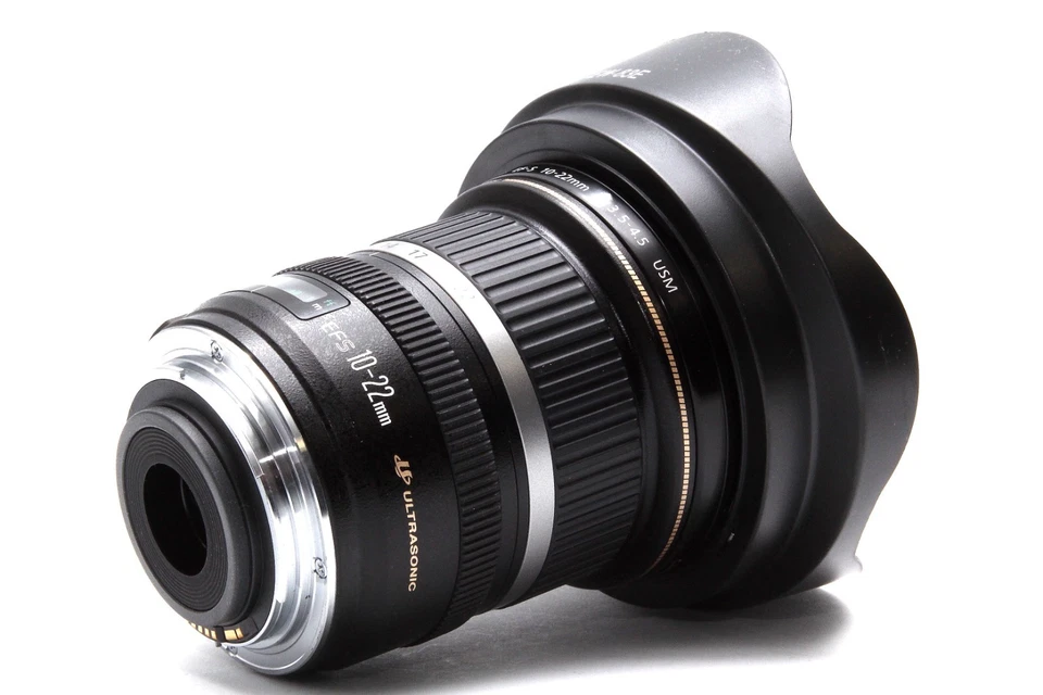 Canon EF-S 10-22mm f/3.5-4.5 USM Wide Angle Macro Lens for Canon EOS Digital - Image 4 of 4