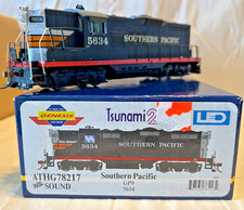 Athearn Genesis HO Scale Southern Pacific GP9 Black Widow DCC & Sound