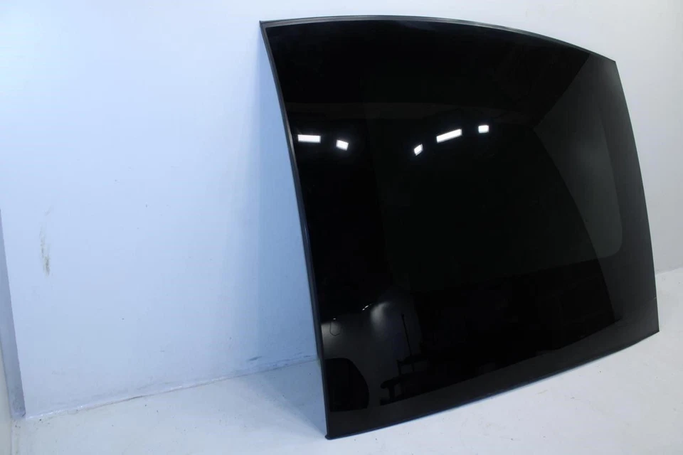 2017-2020 Jaguar XE R-Dynamic S Roof Sunroof Frame w/ Glass T4N23283 OEM - Image 3 of 4