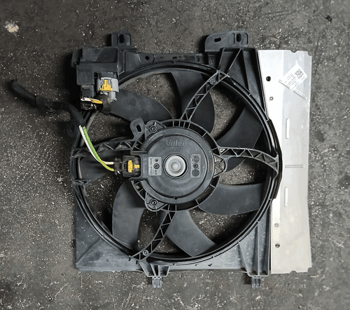 1253H3 Elettroventola con supporto CITROEN C2 1.1 Ber. 3p/b/1124cc - Foto 2 di 3