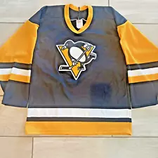 PITTSBURGH PENGUINS CLASSIC BLACK JERSEY ~ CCM ~ SIZE Medium