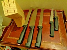 6 Piece set with 5 Stainless Steel Knife  Wooden Block New