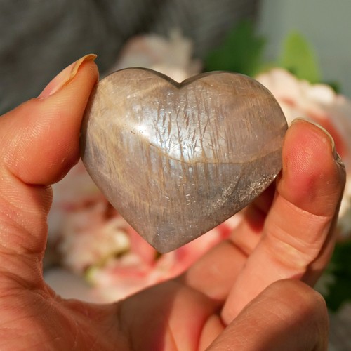 2" Natural Grey Moonstone Heart Quartz Crystal Reiki Palmstone Valentines Gift - Picture 5 of 7