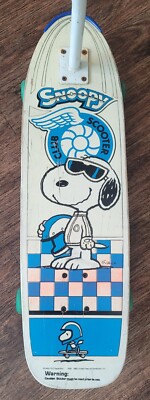 Vintage NASH SNOOPY SCOOTER SKATEBOARD CLUB Peanuts Schulz