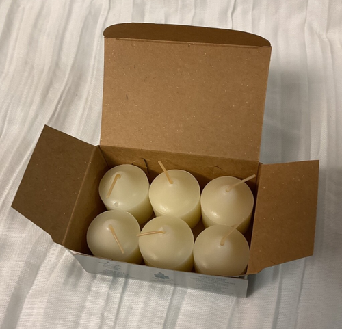 Neu - Box mit 6 PartyLite Votivkerzen - Vanille / Elfenbein V0611