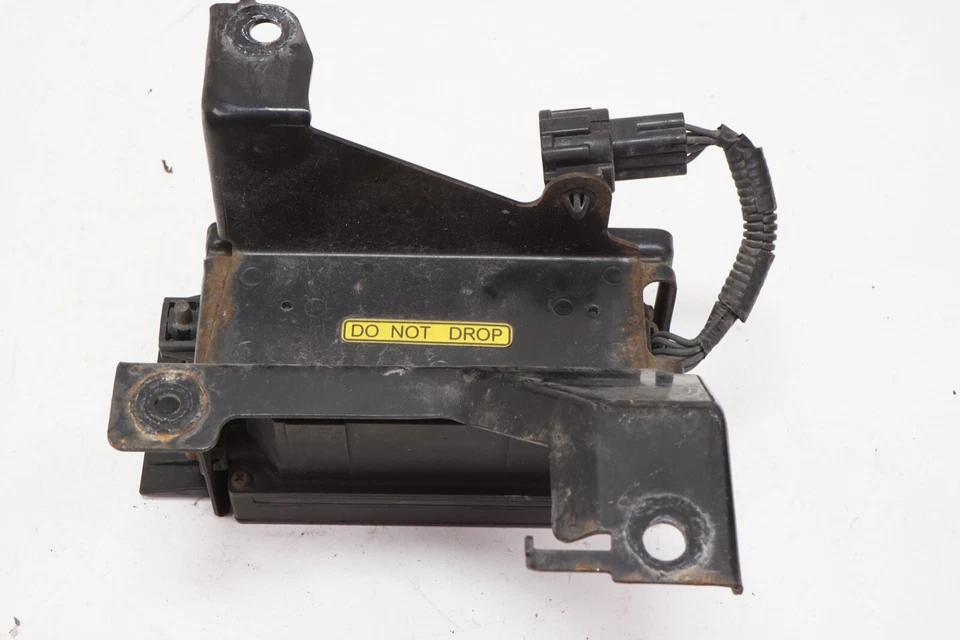 INFINITI M35 M45 Distance Sensor Radar Cruise Control OEM 2008 - Image 4 of 4