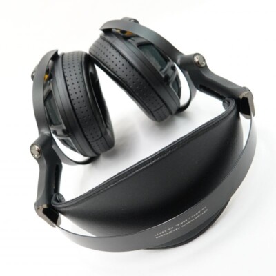 YAMAHA YH-5000SE flagship model headphones Ear-Cup Black