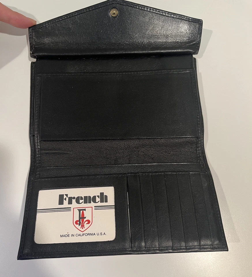 Cartera vintage de cuero de vaca hecha en California blanca y negra Foto 3 de 4