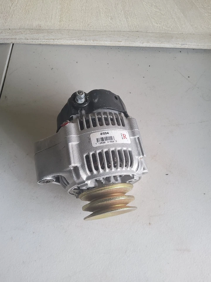 Alternador Toyota Land Cruiser FZJ80 no usado Foto 4 de 4