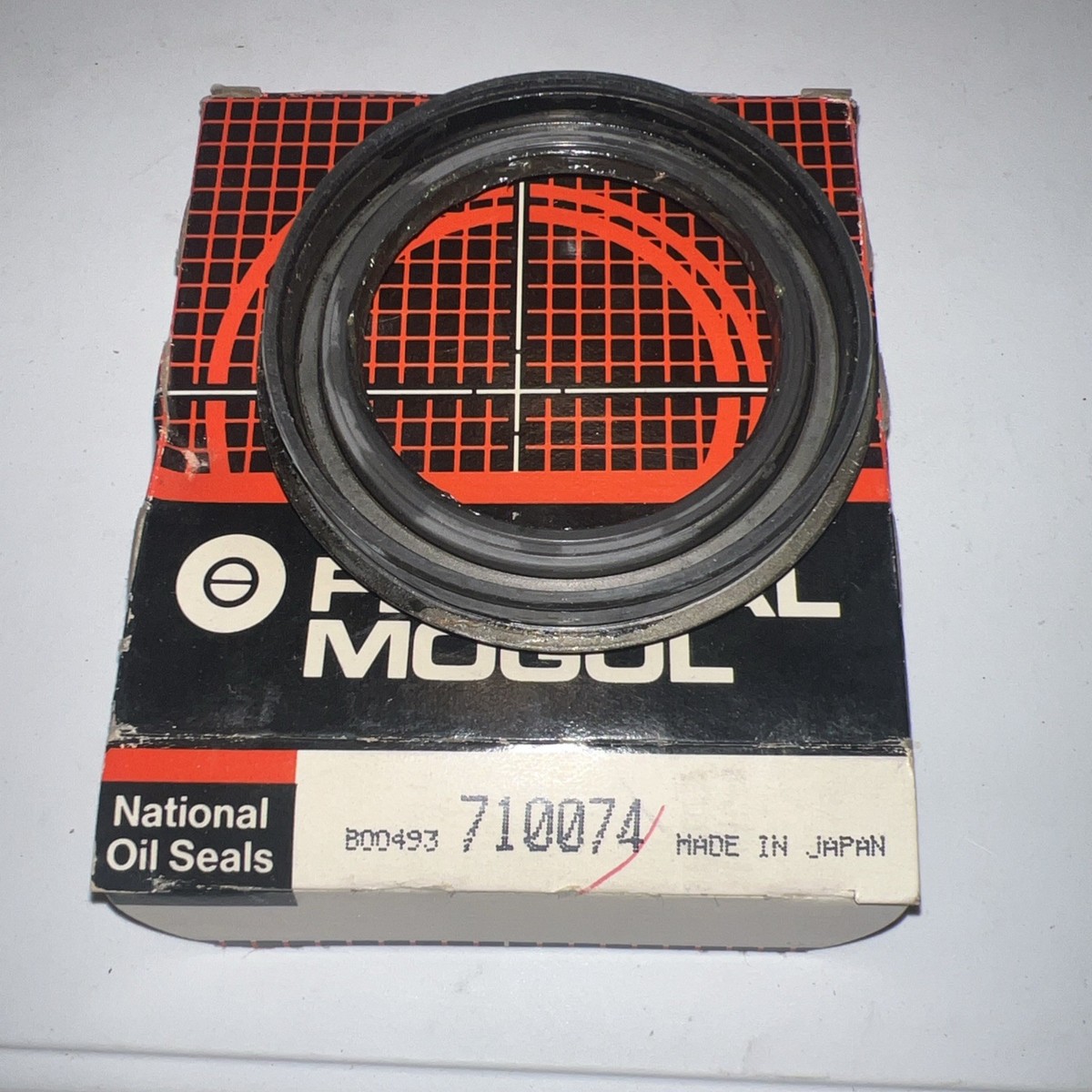 National 710074 Wheel Seal - Front , Nissan , Infiniti Truck 1986