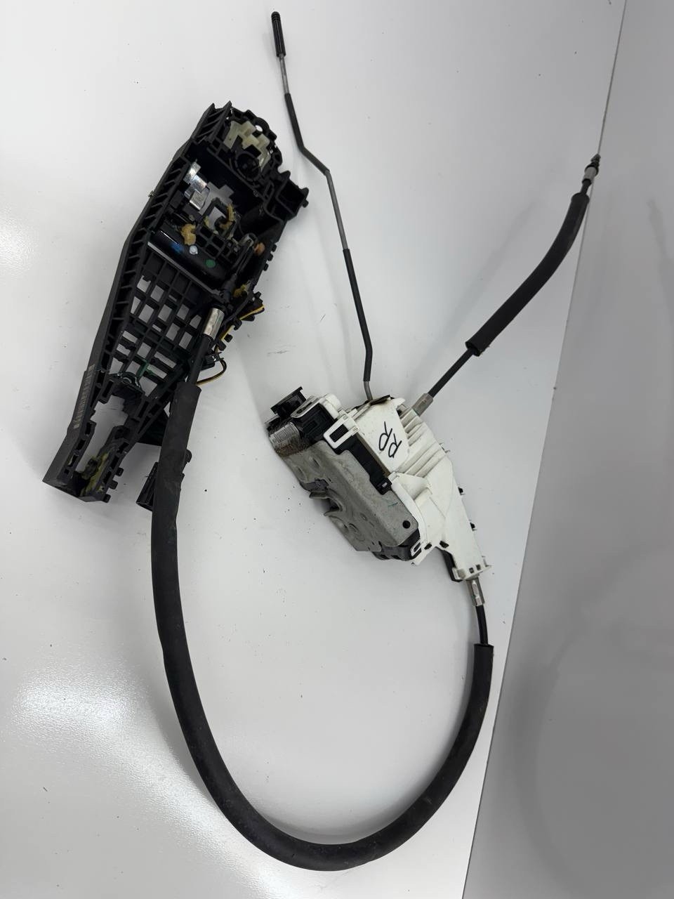 14-17 Maserati Ghibli Quattroporte Rear Right Side Door Lock Latch Actuator  414
