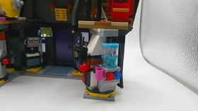 LEGO &reg; "Family Villa of Gru and the Minions" 75883 without minifigures