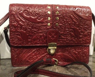 PATRICIA NASH Women s Crossbody/Shoulder Handbag BURNISHED TOOL Lanza Burgundy