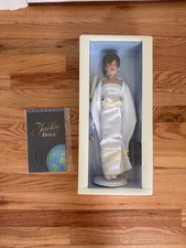 Franklin Mint Jackie Onassis  doll NIB