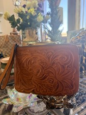 PATRICIA NASH BROWN TOOLED FLORAL LEATHER WRISTLET CLUTCH   ZIP CLOSURE   BOHO W