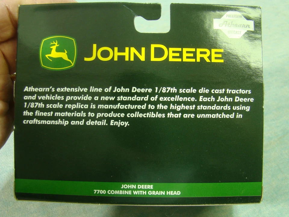 Athearn John Deere 7700 Combine with Grain Head Die Cast 1:87 HO Scale NIB - Image 2 of 4