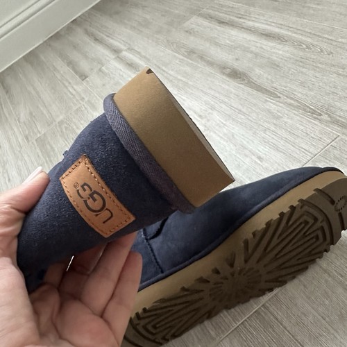UGG BAILEY BOW II WOMEN SHORT BOOTS SUEDE NAVY Blue US 11 UK 7.5 EU 42 NEW NWOB - Picture 16 of 16
