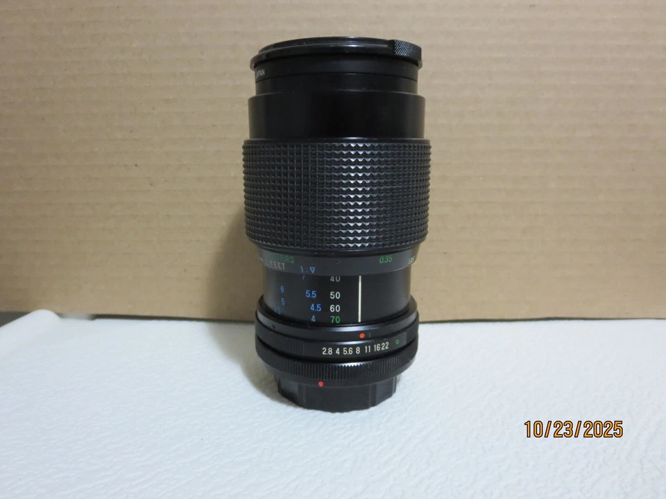 Vivitar Macro Focusing Zoom Lens 35-70mm f2.8 + f3.8 - Image 3 of 4
