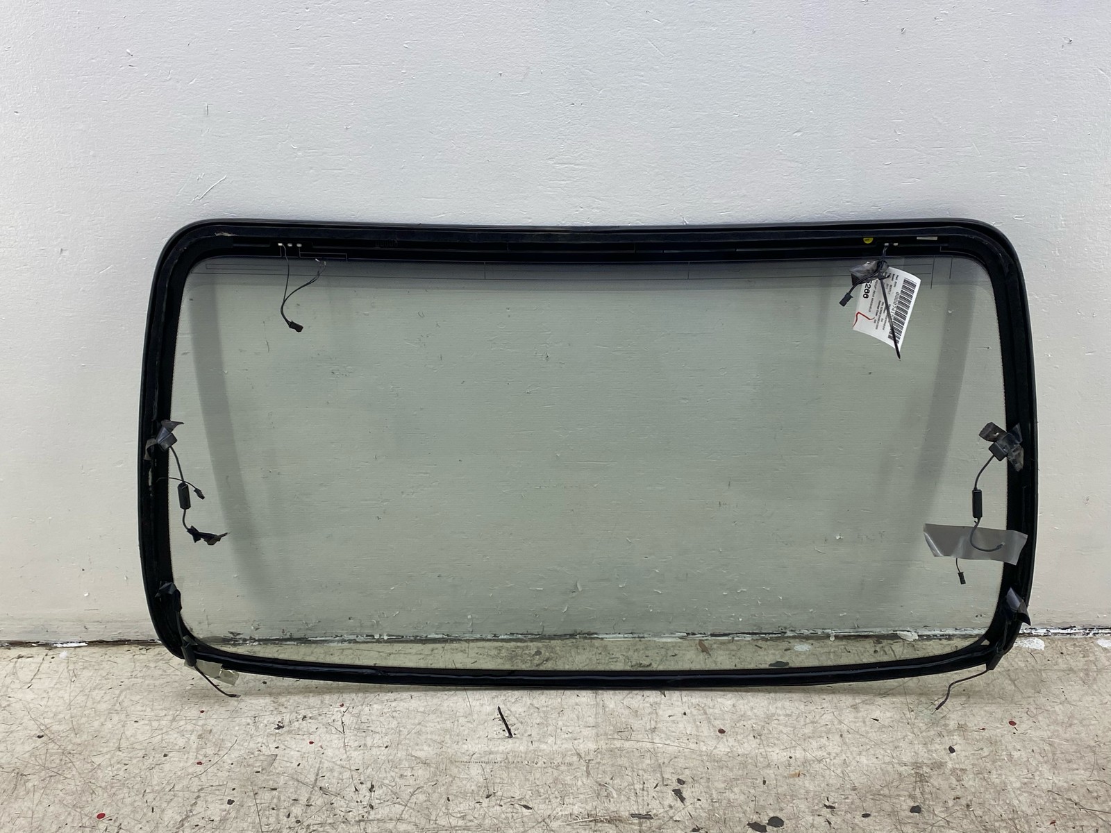 2010-2020 BENTLEY MULSANNE OEM REAR WINDSHIELD GLASS PANEL