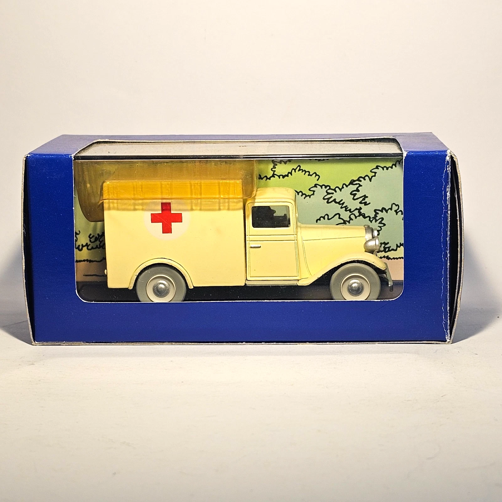Voiture Miniature Tintin L'ambulance de l'asile des Cigares du Pharaon 1930