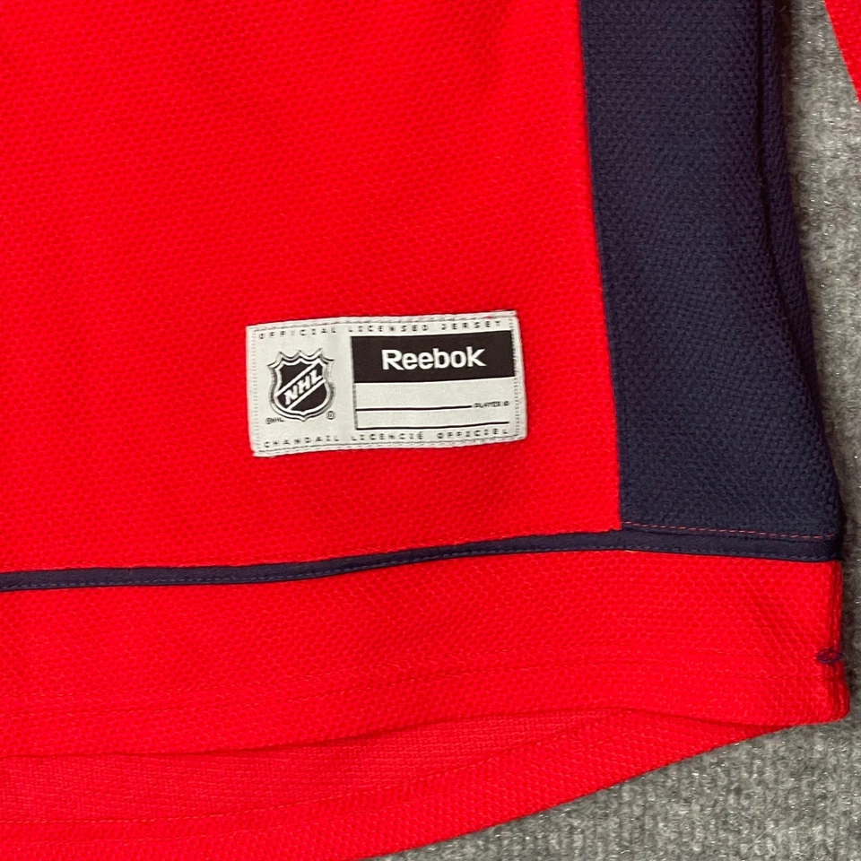 Washington Capitals Reebok Womens Alexander Ovechkin 8 Hockey Jersey Red M - Image 4 of 4