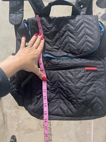 Skip Hop Forma Quilted Diaper Backpack Bag - Black W/ Teal Lining Zipper Pockets - Picture 6 of 8