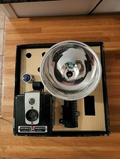 KODAK BROWNIE HAWKEYE Flash Camera Outfit in Original Box Model 177M VINTAGE