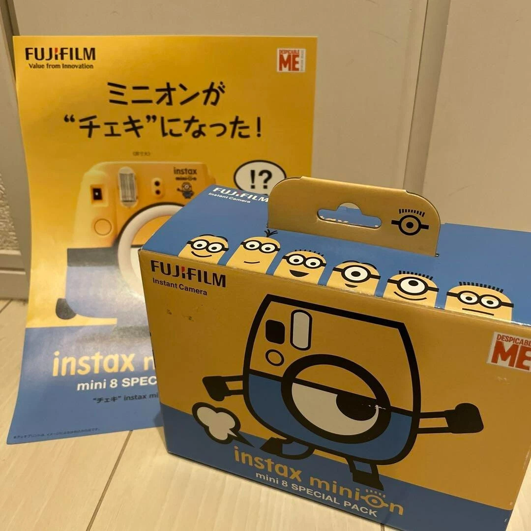 Minion Instax Mini 8 Instant Film Camera Cheki Yellow FUJIFILM w