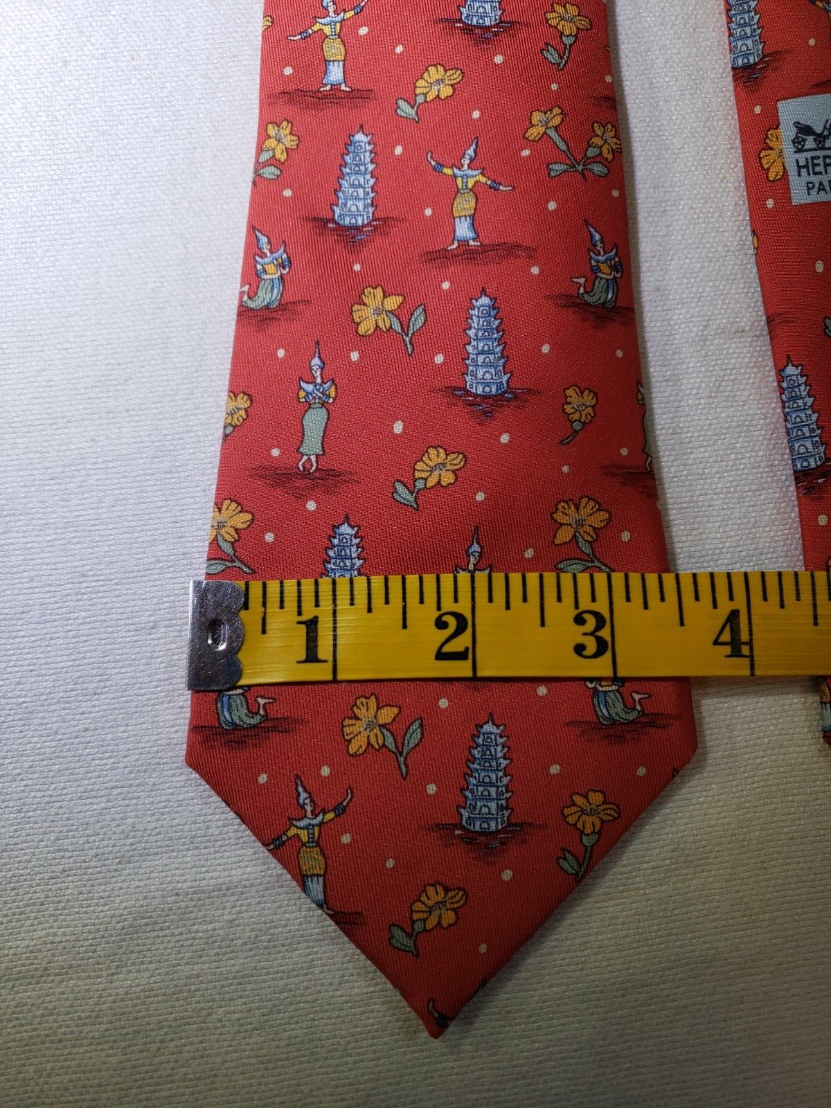 Picture 4 of 8