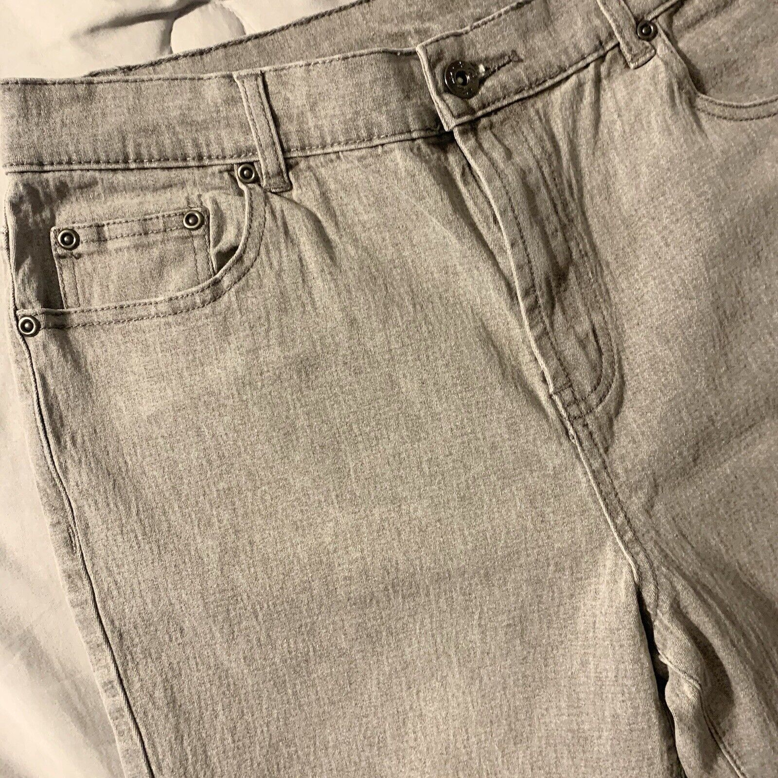 Picture 4 of 17