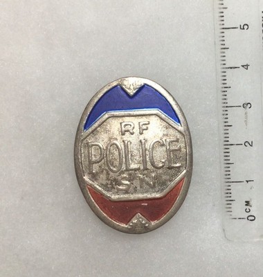 FRANKREICH 2. WK - ABZEICHEN RF POLIZEI SN 1944 aus bemaltem Aluminium