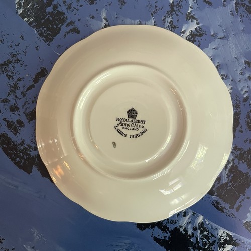 Vintage Royal Albert 2 Sets Of Tea Cup & Saucer “Ladies Curling” & “Curling” - Picture 7 of 23
