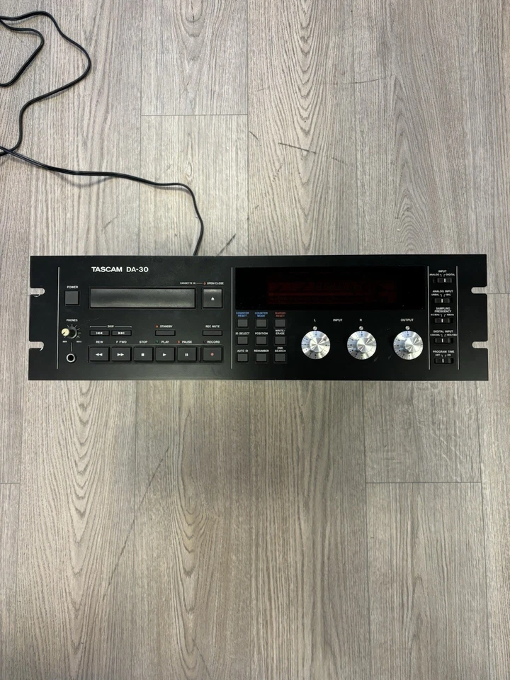 Tascam DA-30 - Image 2 of 3