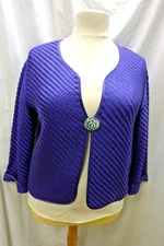 CHICOS 100% SILK WOVEN OPEN FRONT JACKET SIZE 3 RINESTONE BROOCH CLOSURE PURPLE