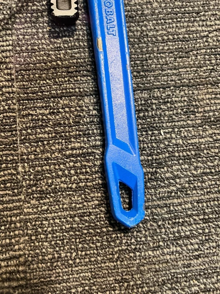Kobalt OEM 14” Cast Iron Pipe Wrench #464623 , Blue - Image 3 of 3