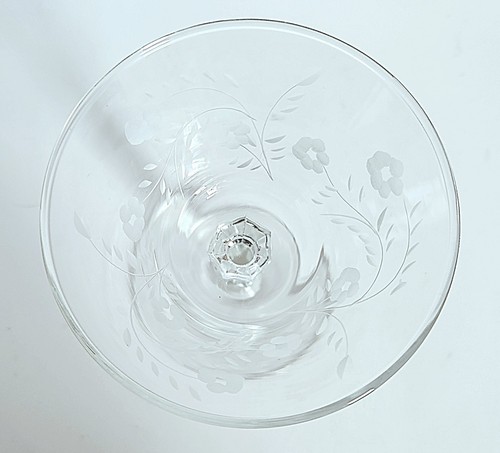 Juego de 6 copas de vino florales grabadas vintage de cristal transparente - Imagen 6 de 7