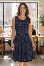 Loft  Sleeveless Cobalt /Black Fit & Flare Crochet Lace Dress W/ Belt Size 2