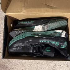 Indestructible Safety Work Shoes Steel Toe Breathable Work Boots Mens' Sneakers