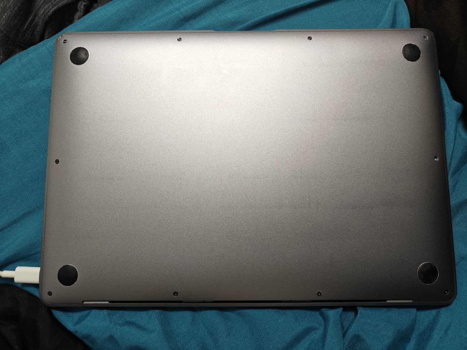 MacBook Air 13" 2018 (A1932) foto 2