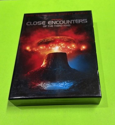 Close Encounters of the Third Kind 30th Anniversary 3 DVD Set w Book & Poster!