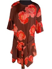 NWT Nicole Miller Womens Size 14 Dress. Multi Color Floral. Short Sleeve Knee Le