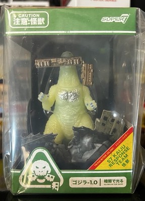 Super7 Godzilla Minus One GLOW Train Biter Godzilla Station Toho ReAction Figure