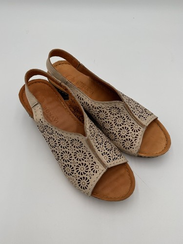 Bonavi Turkey Euro 37 Leather Slingback Wedge Open Toe Beige Sandals Sz 6.5 - Picture 2 of 7