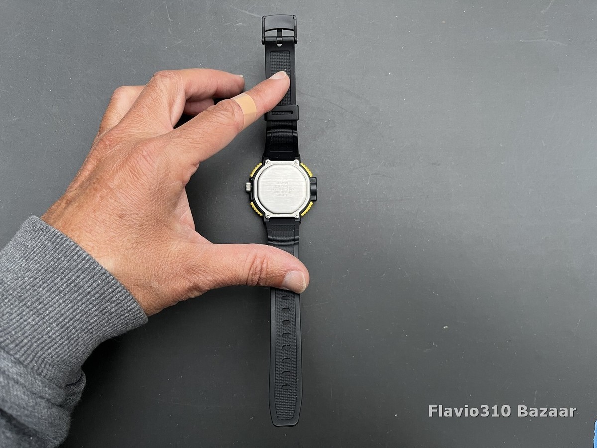 CASIO Alti-Depth Meter ARW-320 Vintage Digital Analog Watch Japan