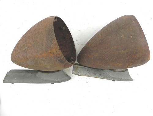 LOT 4 VTG USED 1937 PLYMOUTH HEADLIGHT BUCKETS & R/L MOUNTS MOPAR #667101/667102 - Picture 3 of 12