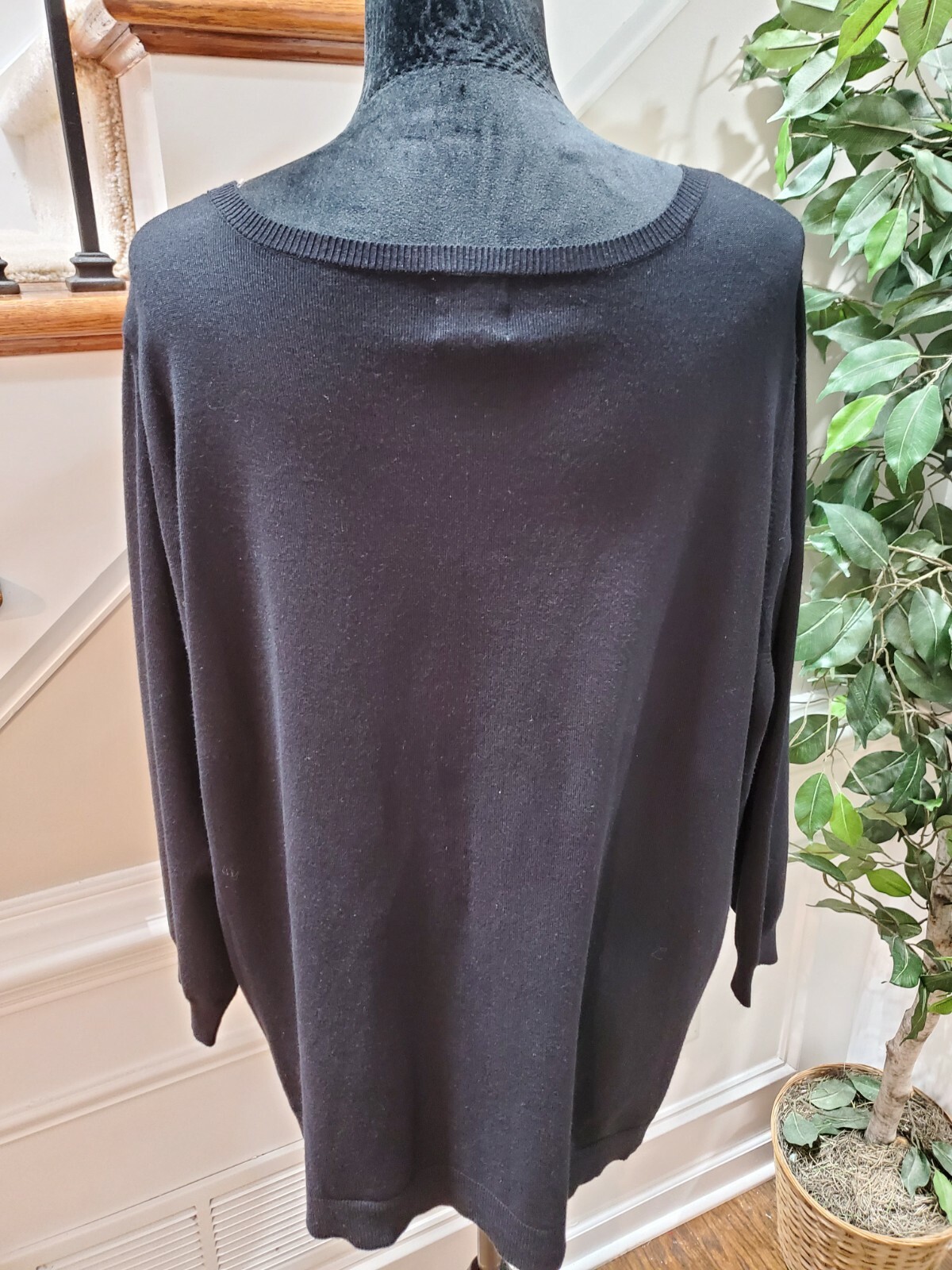 Ruby Rd. Women's Solid Black Rayon Round Neck Lon… - image 6